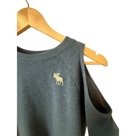 Abercrombie Kids Girls Blue Sweatshirt Cold Shoulder Cut‎ Out and Flowers 11/12 - Picture 3 of 4